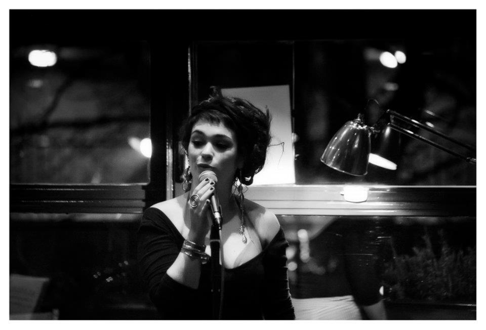 Kimberley Newell speaks on her new EP, the affect of media, selfies, inspriring others, underground music and more…: Music